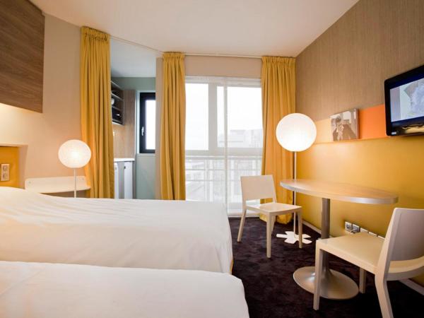 AppartHotel Mercure Paris Boulogne : photo 5 de la chambre appartement avec 1 lit double et canapé-lit