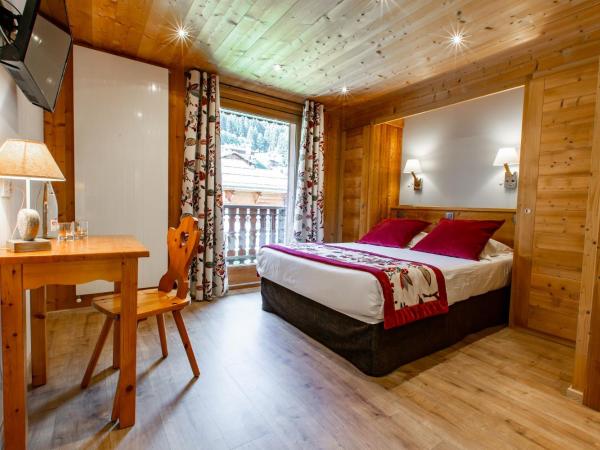 Hotel Les Bruyères : photo 1 de la chambre chambre double supérieure