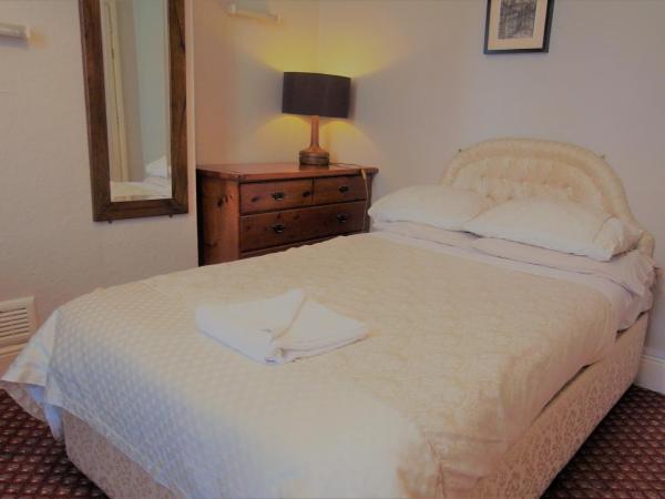 Hylands : photo 1 de la chambre chambre simple avec salle de bains commune