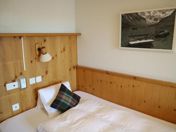 Spenglers Inn : photo 6 de la chambre chambre lit queen-size avec balcon