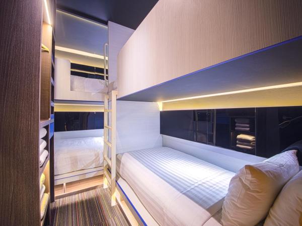CUBE Family Boutique Capsule Hotel at Chinatown : photo 1 de la chambre chambre familiale deluxe pour 6 personnes (sans fenêtre)