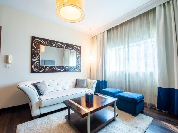 First Central Hotel Suites : photo 2 de la chambre suite exécutive 1 chambre lit king-size