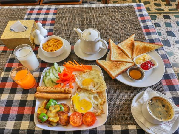 Hotel Bougainvillea : photo 7 de la chambre chambre triple deluxe