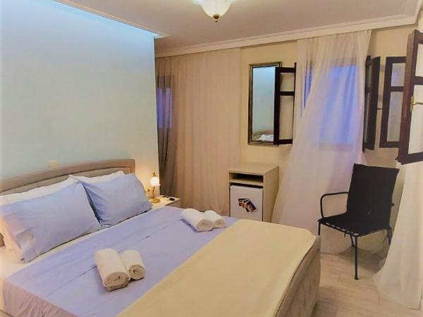 Theasis Athens : photo 3 de la chambre chambre double avec terrasse