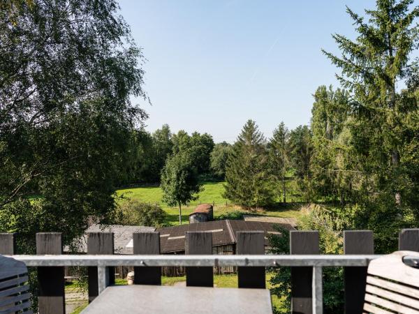 Ökotel Hamburg : photo 6 de la chambre chambre double confort avec balcon