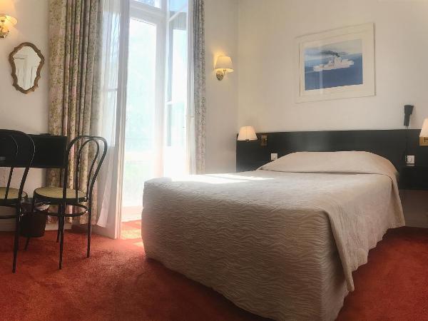 Hotel des Mimosas : photo 1 de la chambre chambre double avec balcon