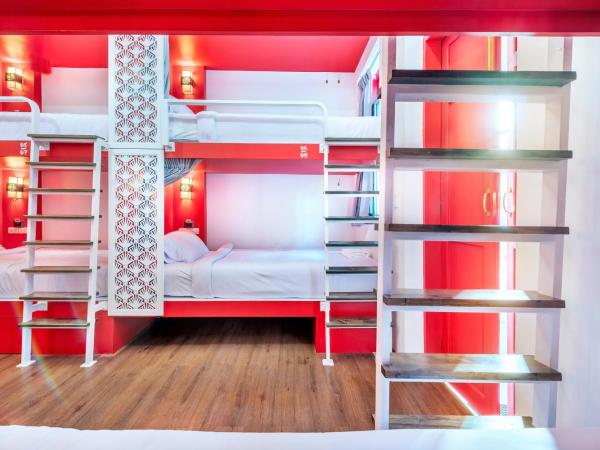 Ama Hostel Bangkok : photo 7 de la chambre dortoir mixte de 8 lits