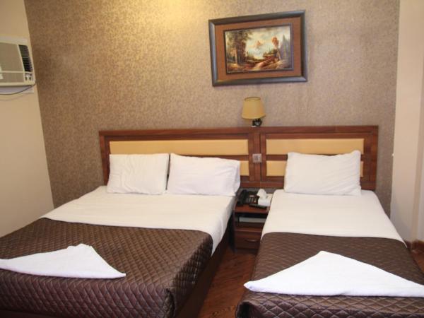 Downtown Hotel : photo 4 de la chambre chambre familiale deluxe