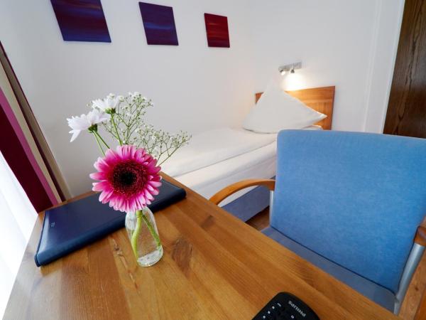 Hotel im Kupferkessel : photo 6 de la chambre chambre simple avec salle de bains commune