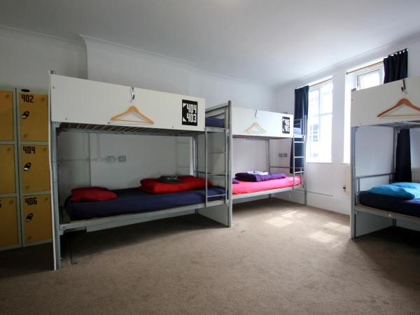 Central Backpackers : photo 2 de la chambre lit dans dortoir mixte de 12 lits