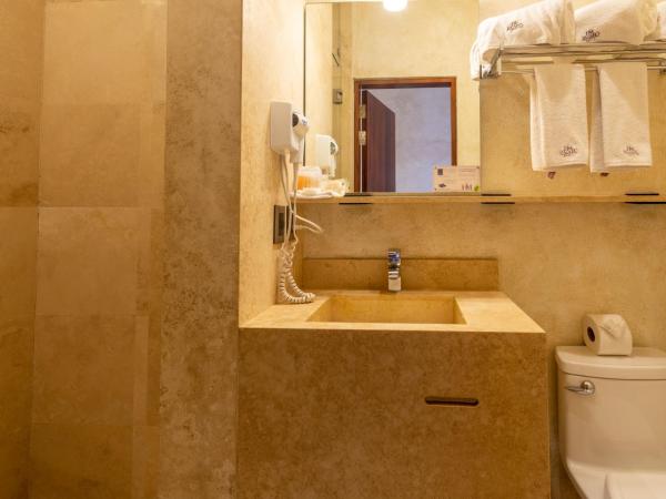 Hotel Madero : photo 8 de la chambre chambre lit king-size deluxe