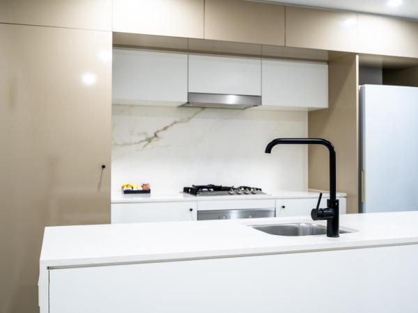Opera Apartments South Brisbane : photo 6 de la chambre appartement exécutif 2 chambres avec balcon et vues sur ville