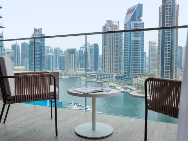 Jumeirah Living Marina Gate Dubai : photo 6 de la chambre suite premium 2 chambres - vue sur port de plaisance
