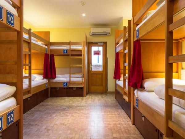 Euro Youth Hotel Munich : photo 5 de la chambre lit dans dortoir mixte de 10 lits (18-35 ans uniquement)