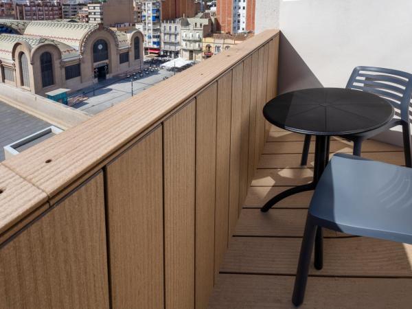 B&B HOTEL Tarragona Centro Urbis : photo 3 de la chambre chambre double supérieure