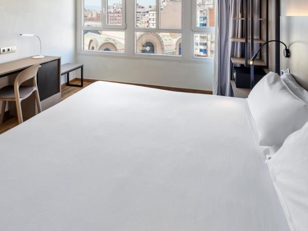 B&B HOTEL Tarragona Centro Urbis : photo 4 de la chambre chambre double