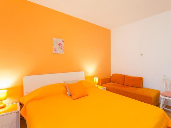 Apartments & Rooms Alagić : photo 2 de la chambre chambre double Économique