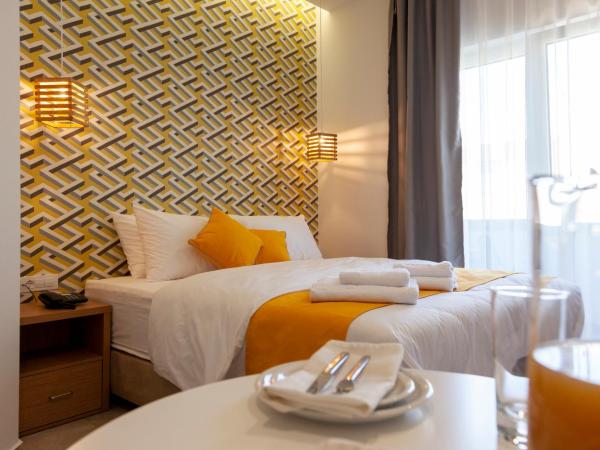 STAY INN : photo 2 de la chambre chambre double avec balcon