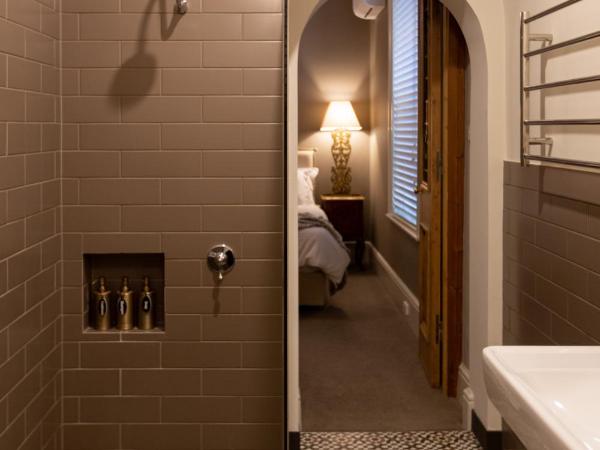 The Rivulet : photo 10 de la chambre suite lit king-size