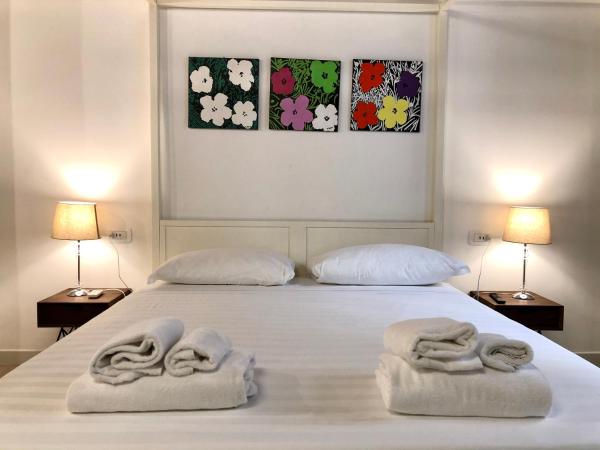 Dimora Cavalieri : photo 10 de la chambre chambre double supérieure