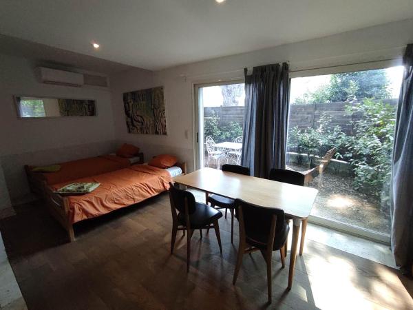 K.N.C.1601 : photo 5 de la chambre studio avec terrasse