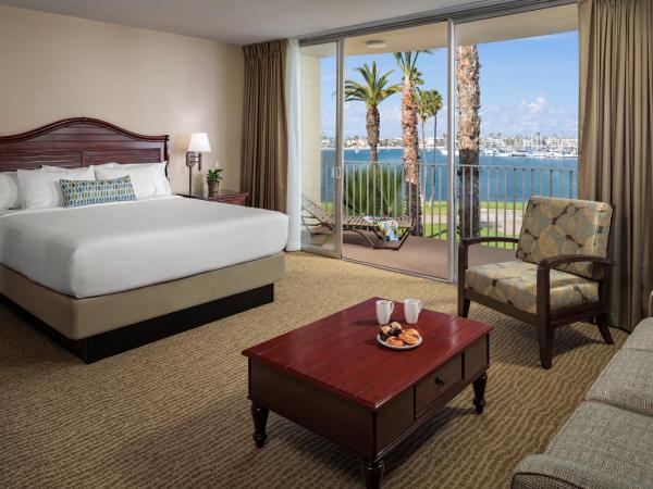 Bahia Resort Hotel : photo 1 de la chambre partial bay view studio king