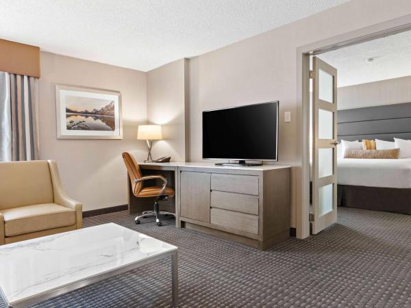 Best Western Premier Calgary Plaza Hotel & Conference Centre : photo 2 de la chambre suite 2 chambres lit king-size
