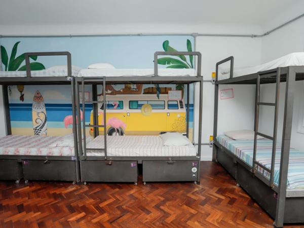 Pura Vida Hostel : photo 2 de la chambre lit superposé dans dortoir mixte