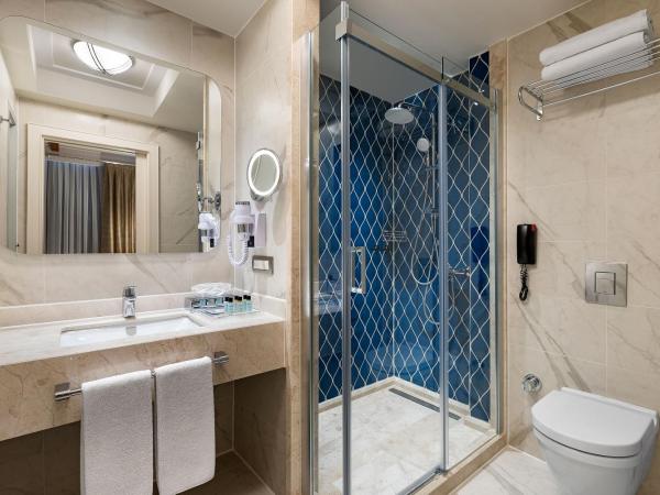 Titanic City Taksim : photo 6 de la chambre chambre double exécutive avec balcon