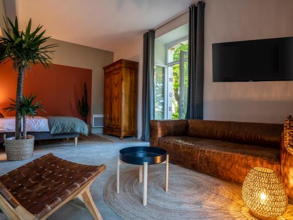 Le Château des Forges : photo 2 de la chambre studio - annexe