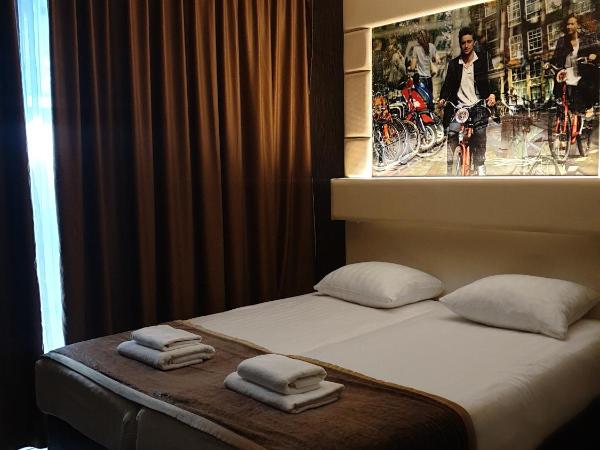 Hotel Mosaic City Centre : photo 3 de la chambre chambre lits jumeaux