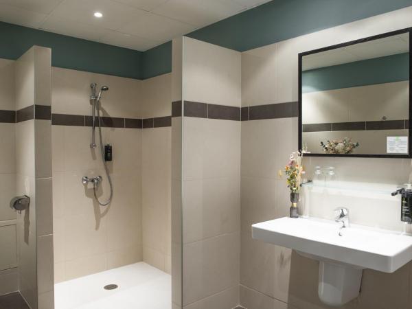 Hôtel Le Bristol : photo 2 de la chambre chambre supérieure