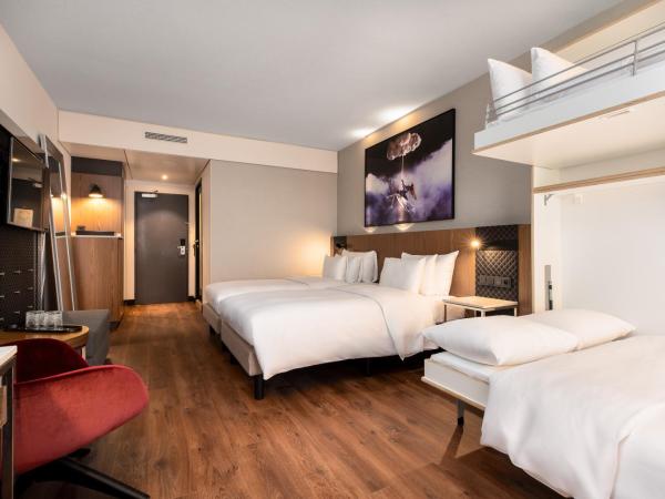 Radisson Collection Grand Place Brussels : photo 4 de la chambre chambre familiale