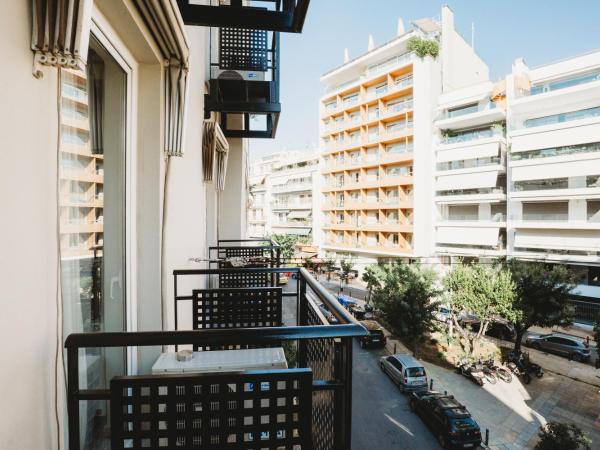 Athens Studios : photo 9 de la chambre studio urbain avec balcon - vue sur rue