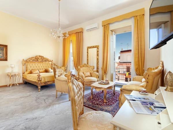 Relais Antica Napoli : photo 8 de la chambre chambre double supérieure