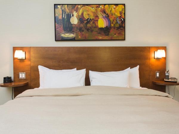 Hotel Chateau Laurier Québec : photo 2 de la chambre chambre lit king-size supérieure