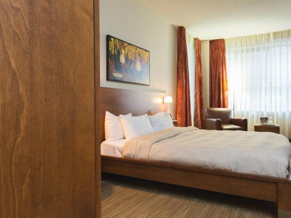 Hotel Chateau Laurier Québec : photo 6 de la chambre chambre lit king-size supérieure