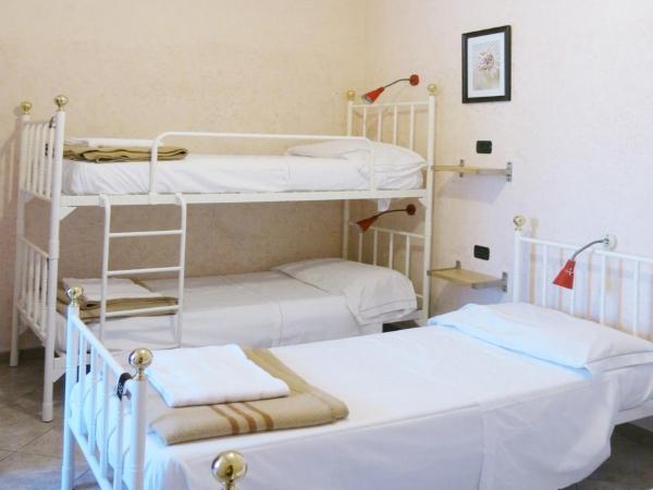 Hostel Archi Rossi : photo 4 de la chambre chambre triple standard