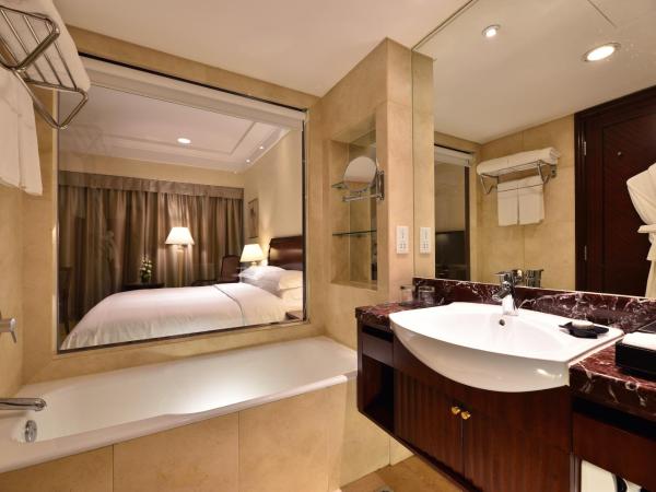 Hotel Equatorial Shanghai : photo 2 de la chambre chambre double club