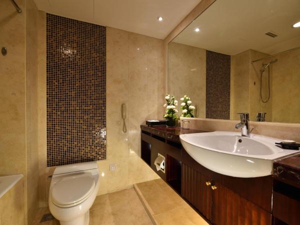 Hotel Equatorial Shanghai : photo 3 de la chambre deluxe double room（disabled)