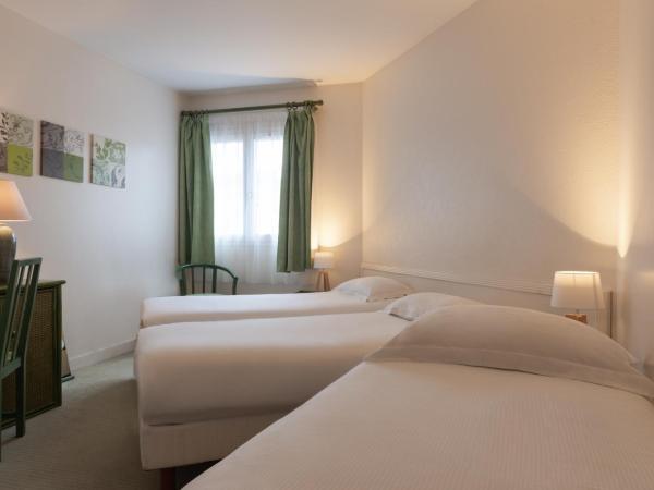 Hôtel de l'Orme, Akena : photo 2 de la chambre chambre triple