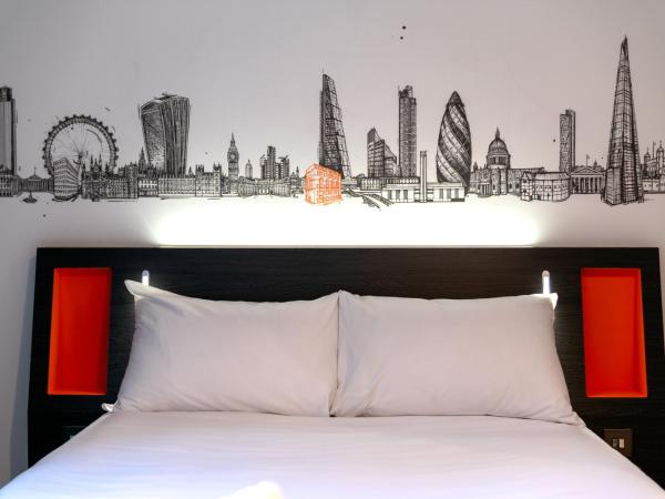 easyHotel London City Shoreditch : photo 4 de la chambre chambre double avec fenêtre