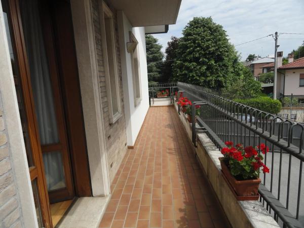 HOUSE DOLCEVITA 30 min per Venezia : photo 5 de la chambre chambre triple avec salle de bains privative