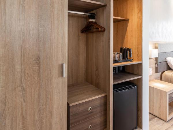 Xenophon Hotel : photo 10 de la chambre chambre double ou lits jumeaux supérieure