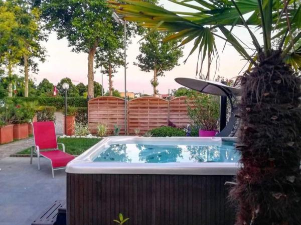 La Grotta Hotel : photo 5 de la chambre chambre lit king-size avec baignoire spa