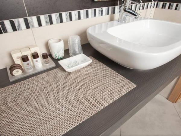 La Grotta Hotel : photo 2 de la chambre chambre double standard