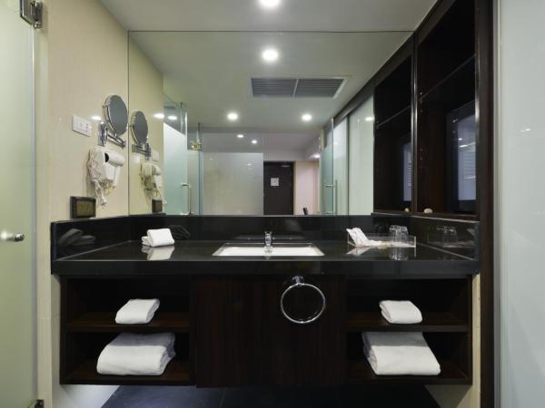 Hotel Royal Bangkok@Chinatown : photo 4 de la chambre chambre deluxe double ou lits jumeaux