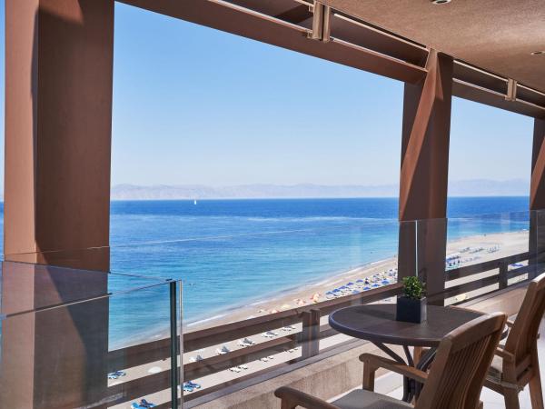 Bellevue On The Beach Suites : photo 1 de la chambre suite 1 chambre avec vue premium