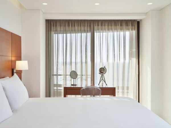 Bellevue On The Beach Suites : photo 3 de la chambre suite 2 chambres