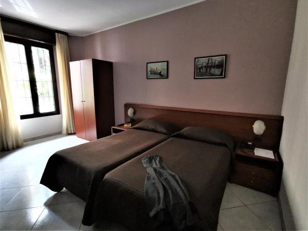 Hotel Venini : photo 6 de la chambre chambre lits jumeaux